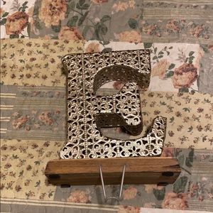 “E” Stocking Holder